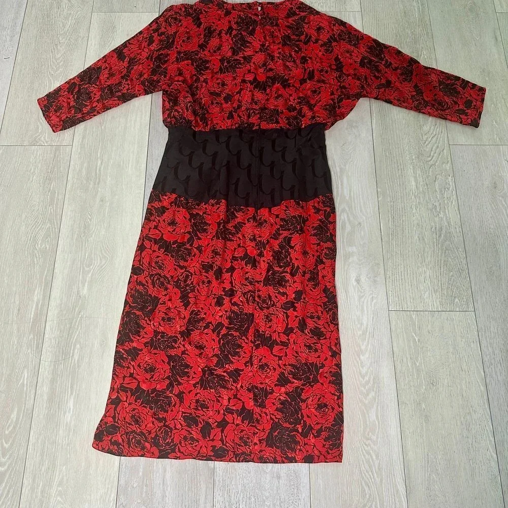 Vintage 100% silk 80s Comenzar black red‎ midi beaded gothic cocktail dress